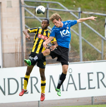 John Chbuike, Häcken, Emil Salomonsson, Halmstad