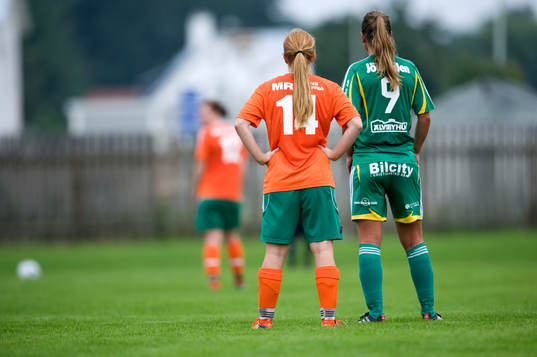 Fotboll dam, division 3, småklubbs, Åhus - Wä