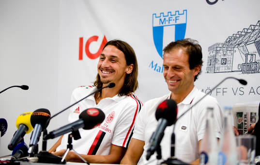 Presskonferens, Zlatan Ibrahimovic och tränare