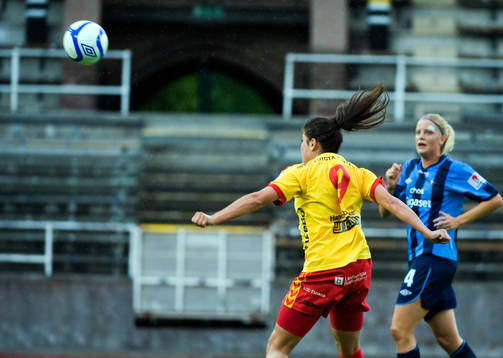 Madeleine Edlund, Tyresö nickar in 0-1