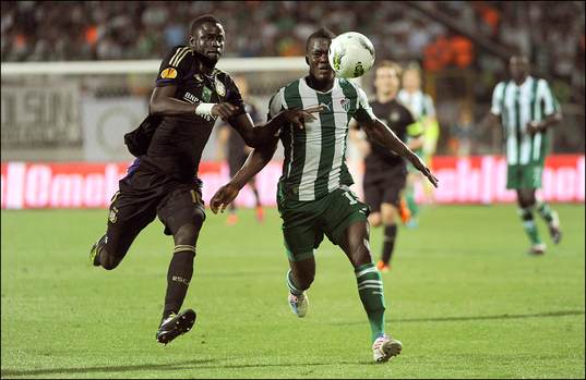 KOUYATE, Anderlecht och Teteh BANGURA, Bursaspor
