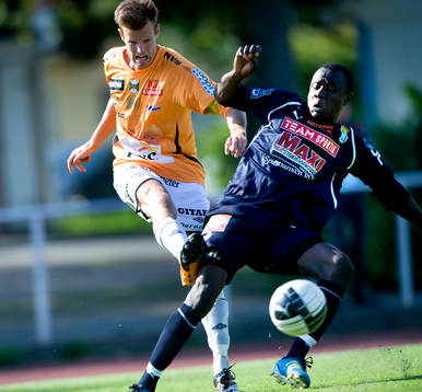 Fredrik Tomas Björk, Varberg och Peter Nsima, Kristianstad