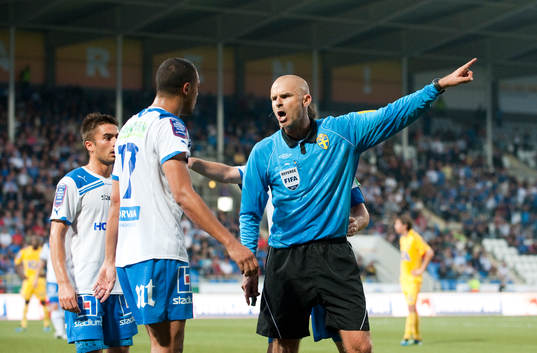 Bobbie Friberg da Cruz, Norrköping får rött kort