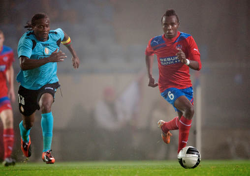 Aloys Nong, Standard Liege, May Mahlangu, Helsingborg
