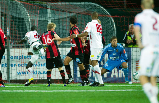 Mohammed Mbye, Assyriska gör 1-2 på Kristoffer Nordfeldt,