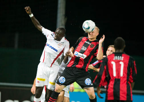 Mohammed Mbye, Assyriska och Nicklas Carlsson,