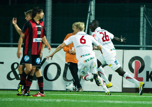 Mohammed Mbye, Assyriska, jubel