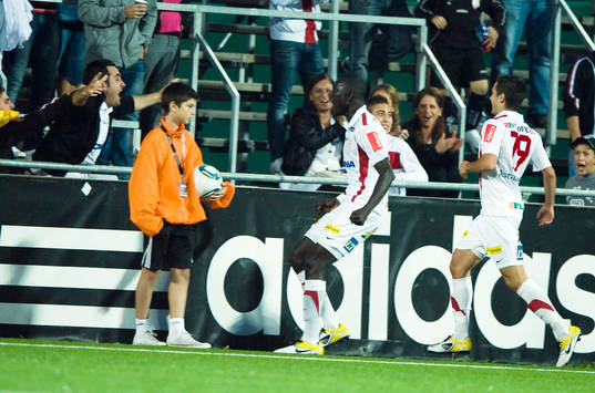 Mohammed Mbye, Assyriska, jubel