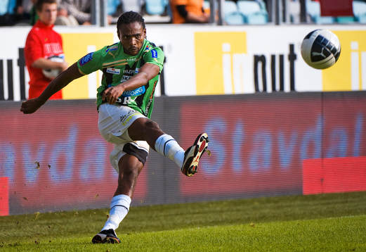 Richard Ekunde, Gais