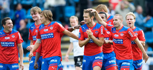 1-0 Hannu Patronen, Helsingborg, med ett drömmål. Jubel