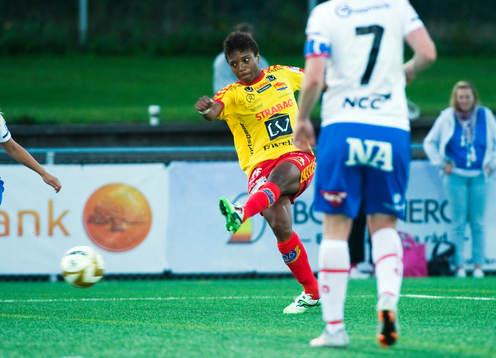 Elaine Estrella Moura,Tyresö
