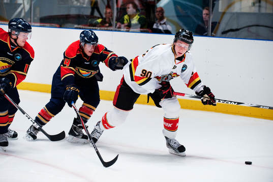 Fredrik Claesson, Djurgården, sträcker sig