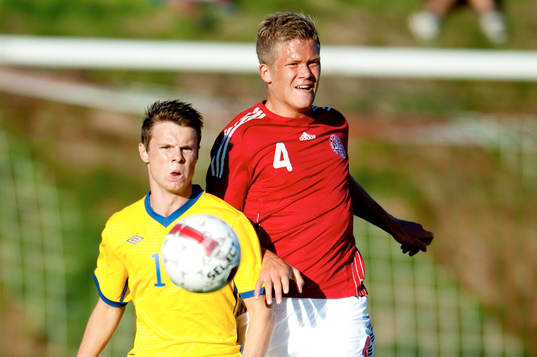 Måns Söderqvist, Sverige, Andreas Cornelius, Danmark