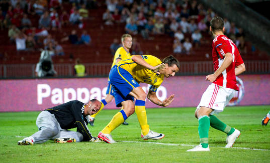 Zlatan Ibrahimovic, Sverige springer ihop med Ungerns