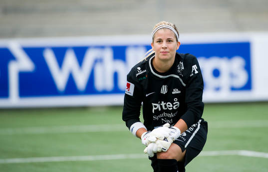 Stephanie Labbé, målvakt