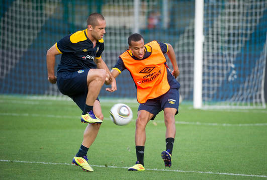 Emir Bajrami och Martin Olsson