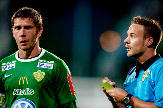 Dennis Östlundh, Jönköping, Kristoffer Karlsson, domare,