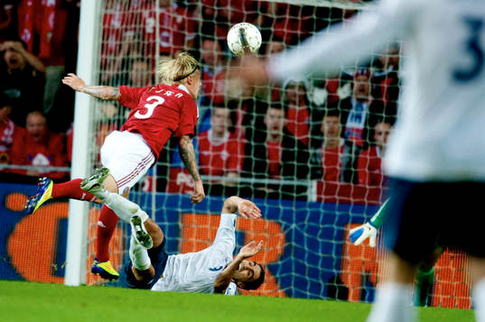 Simon Kjaer, Danmark, Kjetil Waehler, Norge