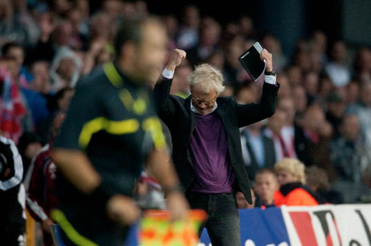 Morten Olsen, förbundskapten, Danmark, jubel