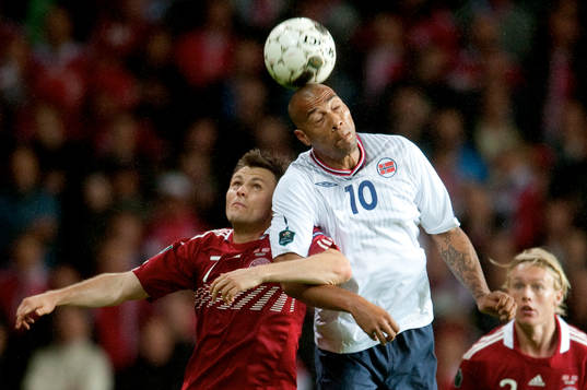 William Kvist Jörgensen, Danmark, John Carew, Norge