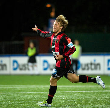 Nicklas Bäckroth, Brommapojkarna, jubel