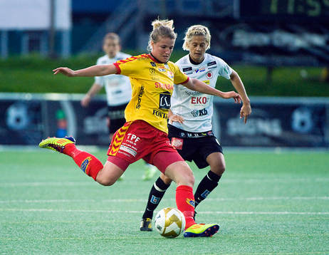 Kirsten van de Ven, Tyresö och Therese Björck,