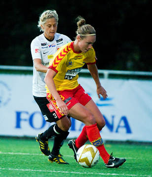 Therese Björck, Kristianstad och Whitney Engen, Tyresö
