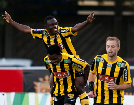 Majeed Waris, Häcken, gör 1-0, jubel