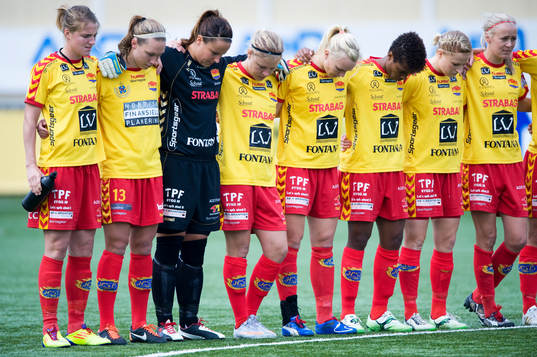 Tyst minut för ishockeyoffren i Ryssland