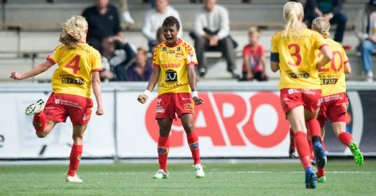 1-3, Elaine Moura, Tyresö, jubel