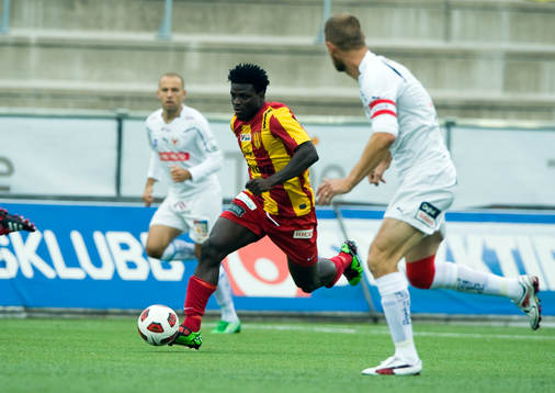 Razak Omotoyossi, Syrianska