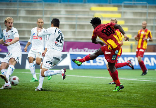 Razak Omotoyossi, Syrianska gör 1-0