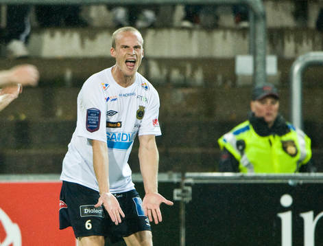 Pär Asp, Gefle missnöjd med domarens beslut