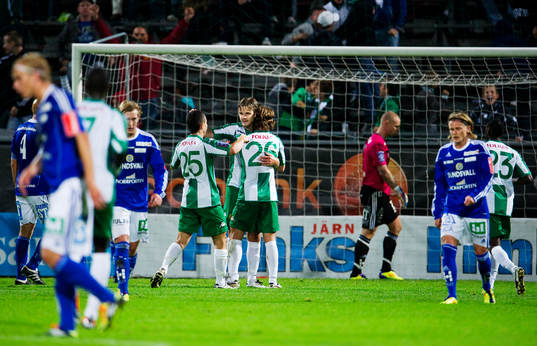 Andreas Dahl, Hammarby, gratuleras till sitt 1-0-mål