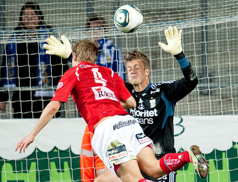 Erik Israelsson, Kalmar, gör 2-3 bakom Erik Dahlin,