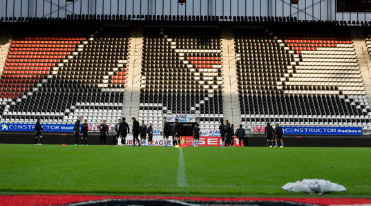 Stadion, arena