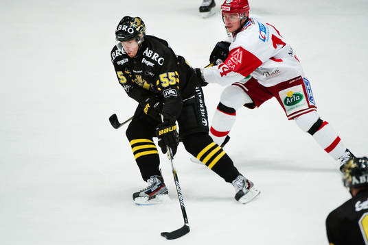 Linus Videll, AIK, utmanas av Petr Vampola, Timrå