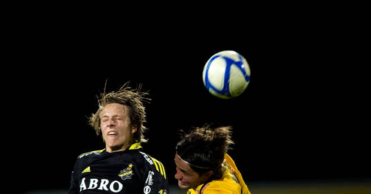 Viktor Lundberg, AIK. Nickduell