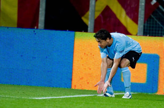 Ricardinho, Malmö FF menar att han fällde AZ Alkmaars