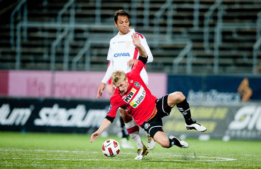 Daniel Fernando Evangelista, Assyriska trycker till Thomas