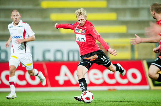 Thomas Raun, Landskrona skjuter in 2-0 för Landskrona