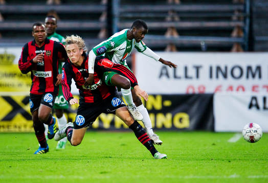 Joakim Lindner, Brommapojkarna, tacklas av Maic Sema,