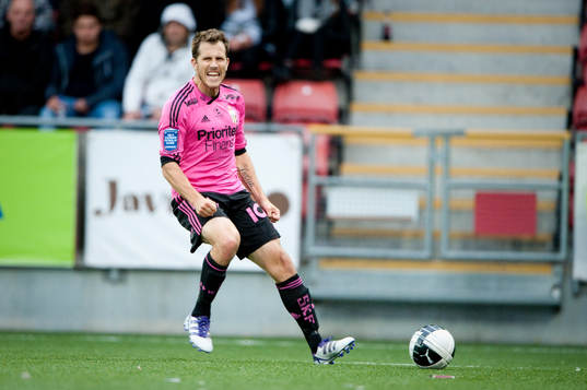 Tobias Hysén, Göteborg springer offside
