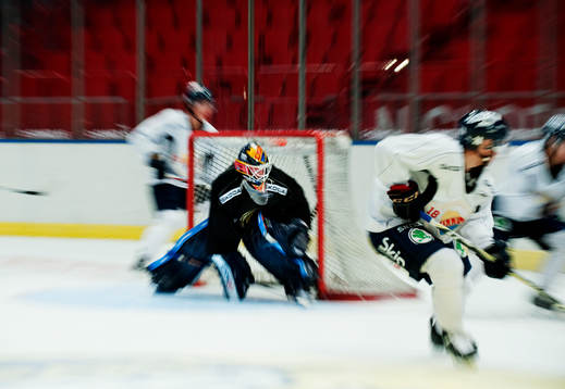 Ishockey, Elitserien, träning