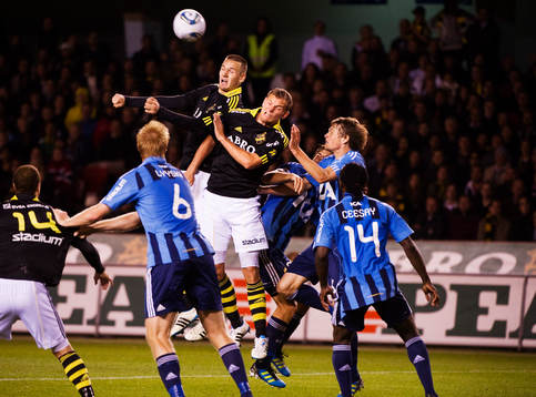 Admir Catovic och Niklas Backman, AIK, oroar i