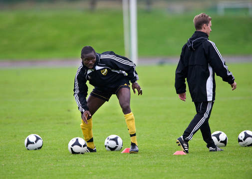 Dauda Kanu, Sierra Leone