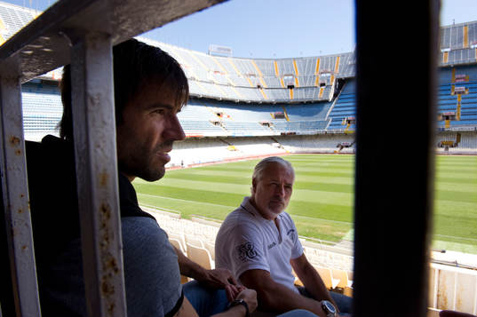 David Albelda Aliques, kapten och legend, tar ett snack med