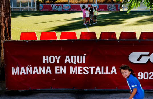 Ungdomsakademin är en viktig del i Valencia, på skylten