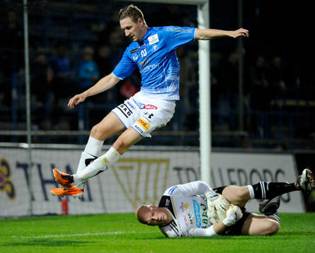 Henri Sillanpää, målvakt  Gais och Marcus Pode,