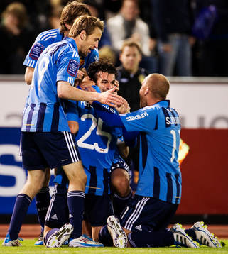Sebastian Rajalakso, Djurgården, kramas om